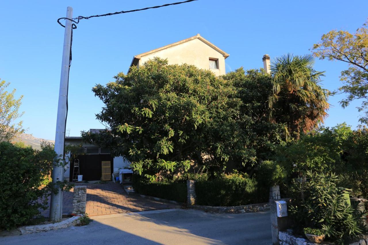 Apartments With A Parking Space Kastel Luksic, Kastela - 13734 Екстер'єр фото